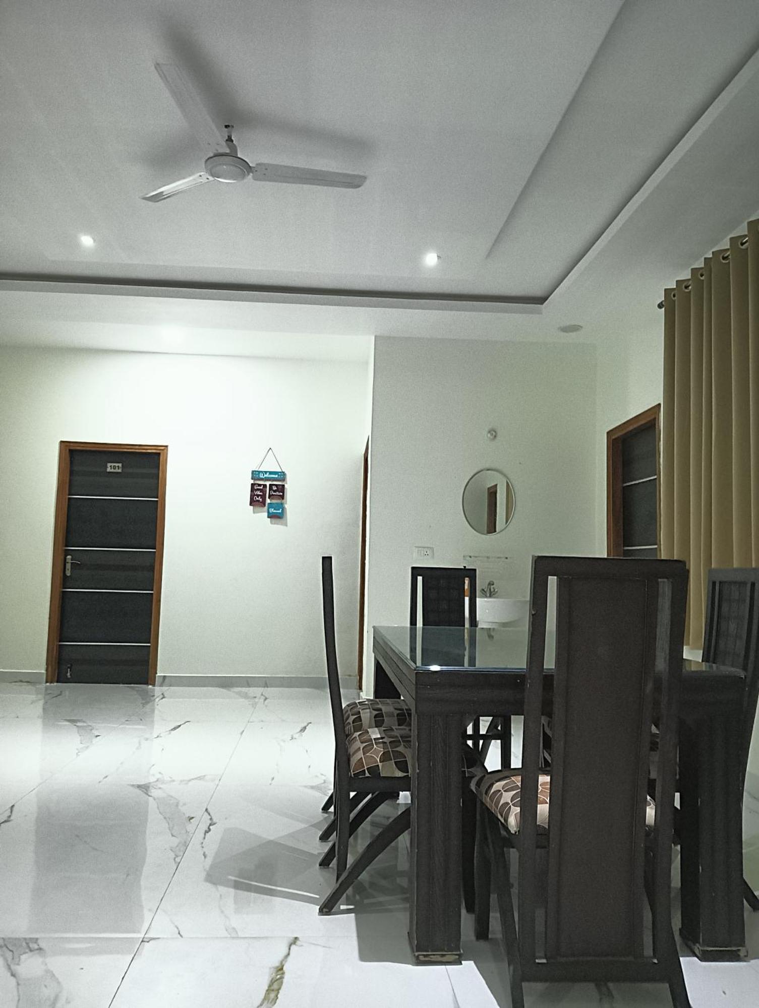 Achyutam Homes Lakhnaú Exteriér fotografie
